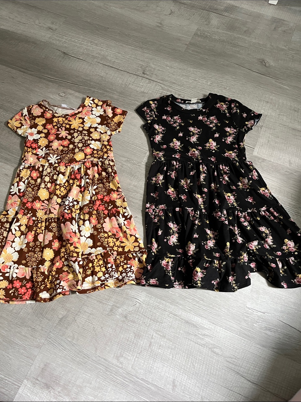 Girls Floral Tiered Short-Sleeve Dresses- Brown Floral & Black Floral